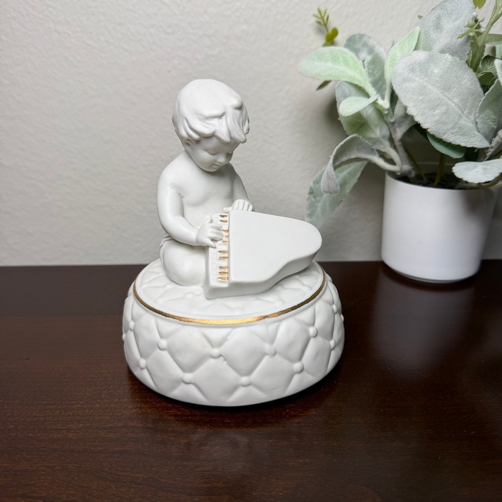 Rare Schmid Sebastian LC-35 Stanley Bisque Porcelain Music Box 1975 -‎ WORKS